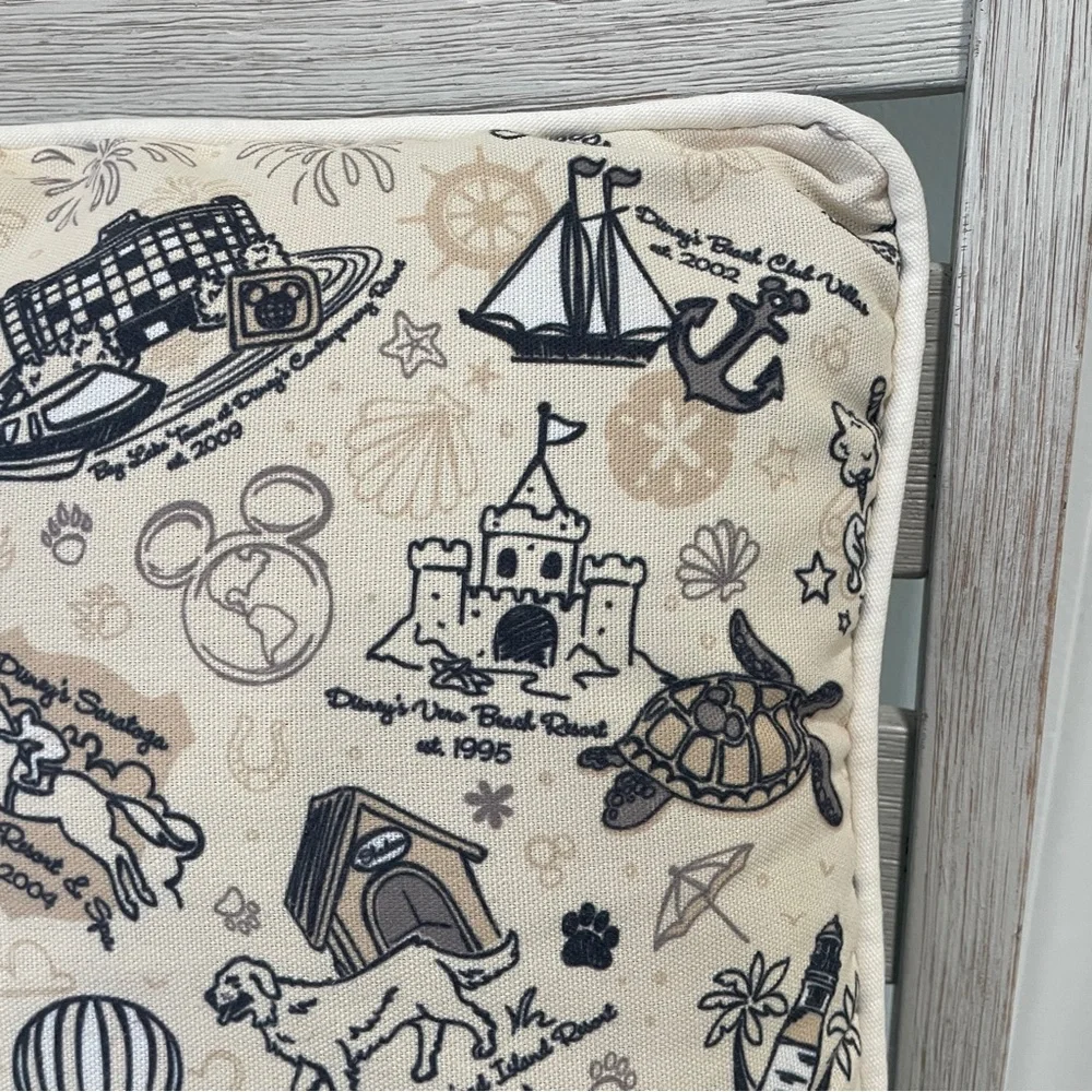 Disney World Commemorative Park Resort 1 Throw Pillow Mickey Reversible 2 Sided